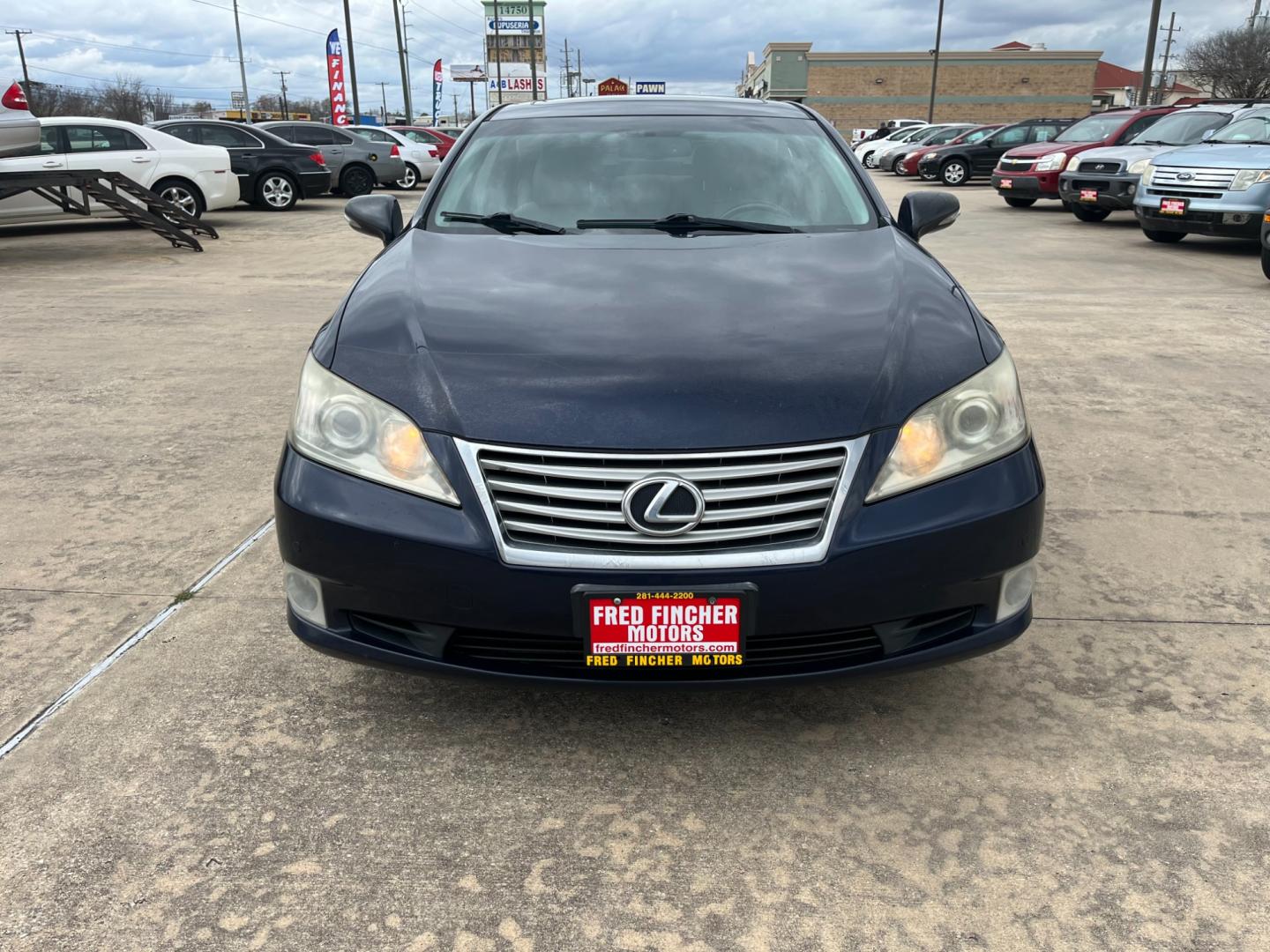 2011 blue /TAN Lexus ES 350 Sedan (JTHBK1EG5B2) with an 3.5L V6 DOHC 24V engine, 6-Speed Automatic transmission, located at 14700 Tomball Parkway 249, Houston, TX, 77086, (281) 444-2200, 29.928619, -95.504074 - Photo#1